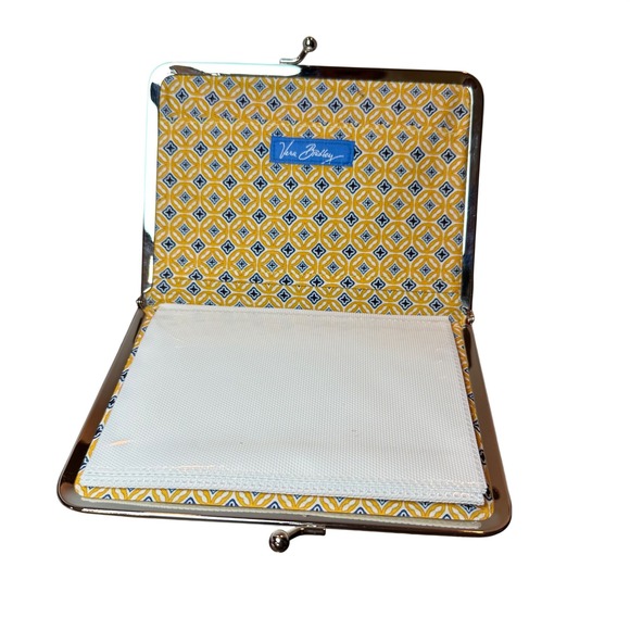 RETIRED Vera Bradley Americana Red wallet & Riveira Blue kiss lock photo album. - Picture 4 of 9